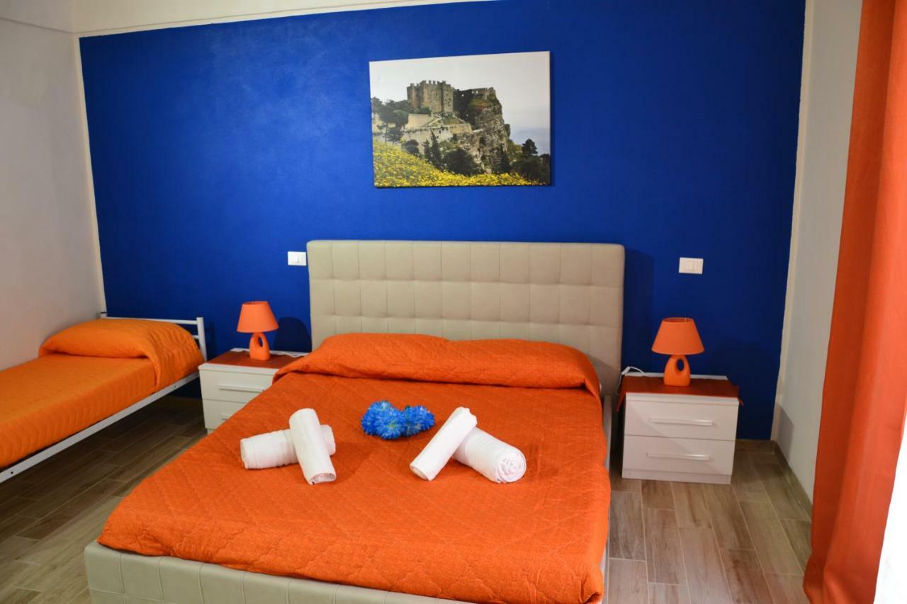 B&B Stella Maris Trapani Centro ภายนอก รูปภาพ