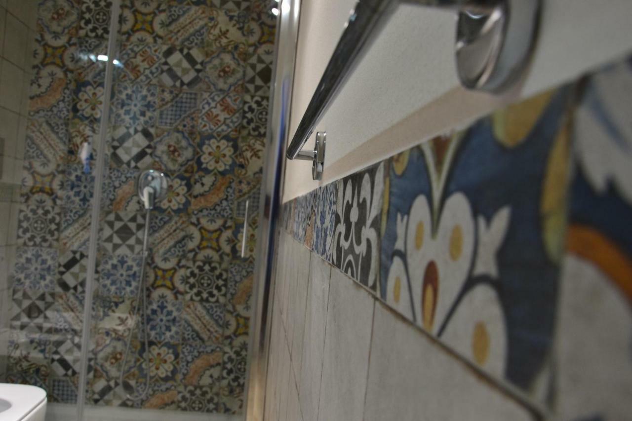 B&B Stella Maris Trapani Centro ภายนอก รูปภาพ