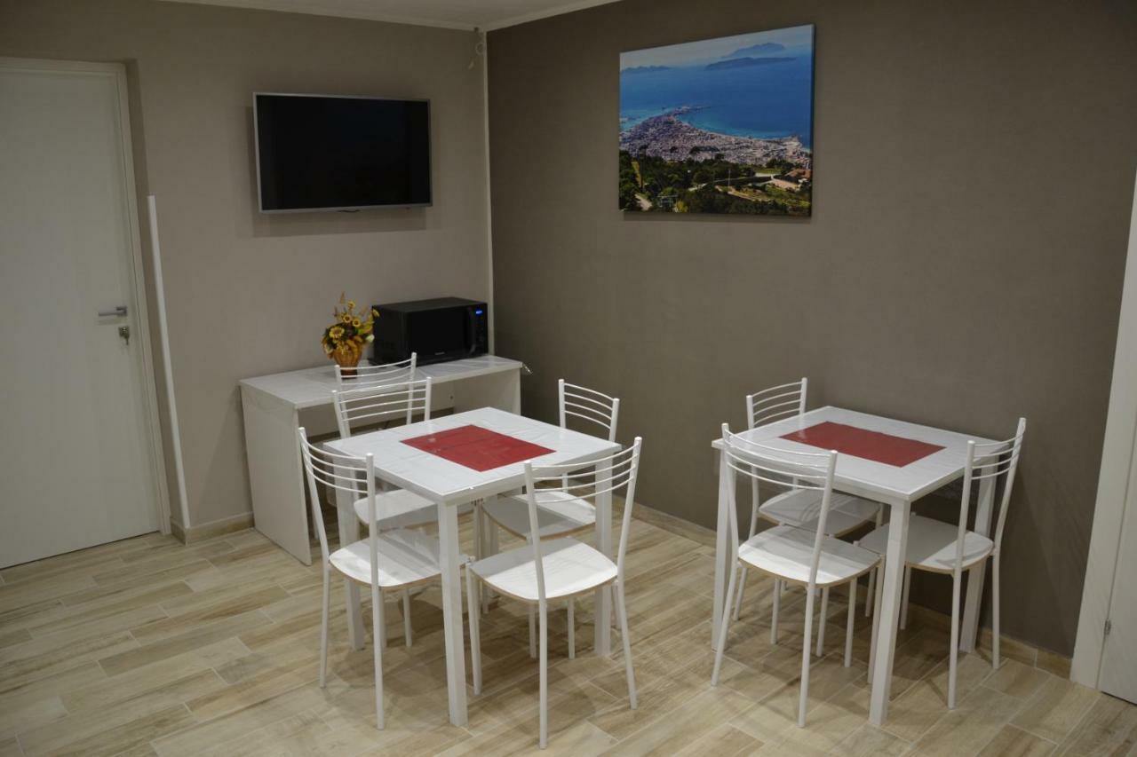 B&B Stella Maris Trapani Centro ภายนอก รูปภาพ